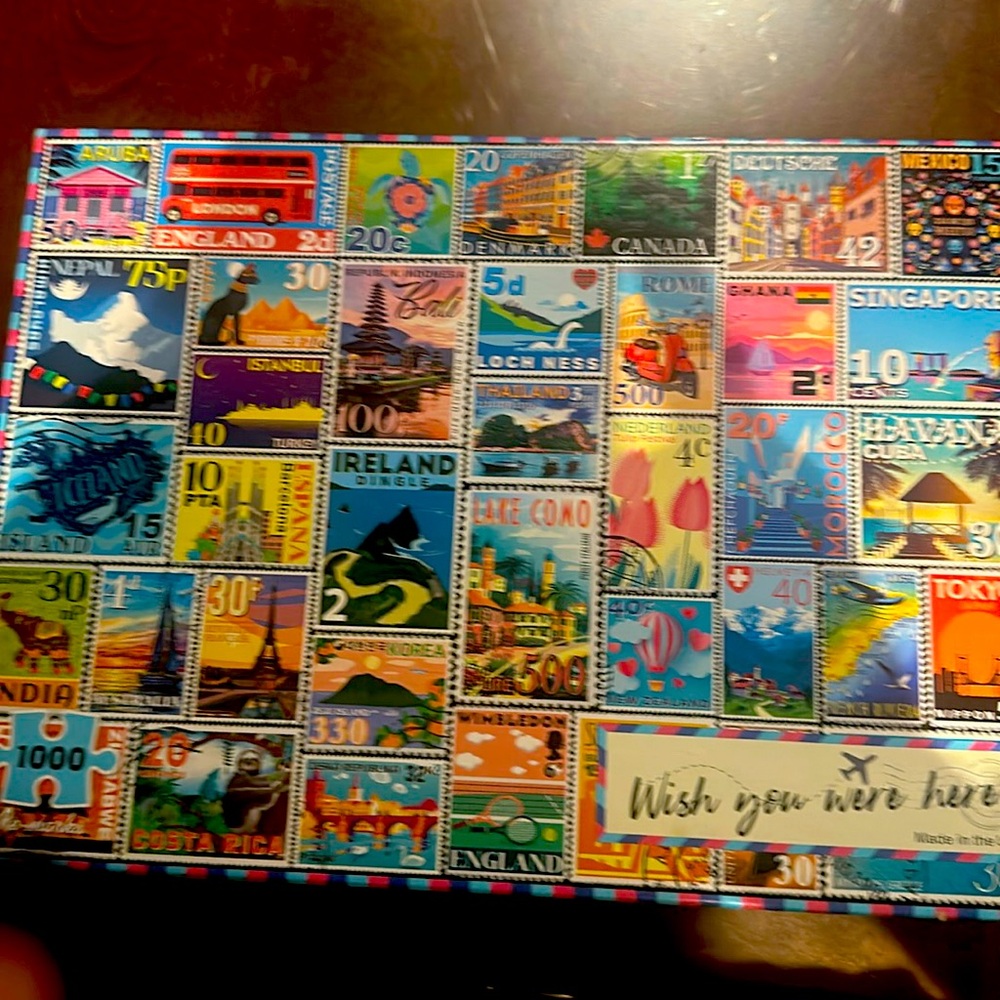 1000 pieces post-it notes puzzle played with once
